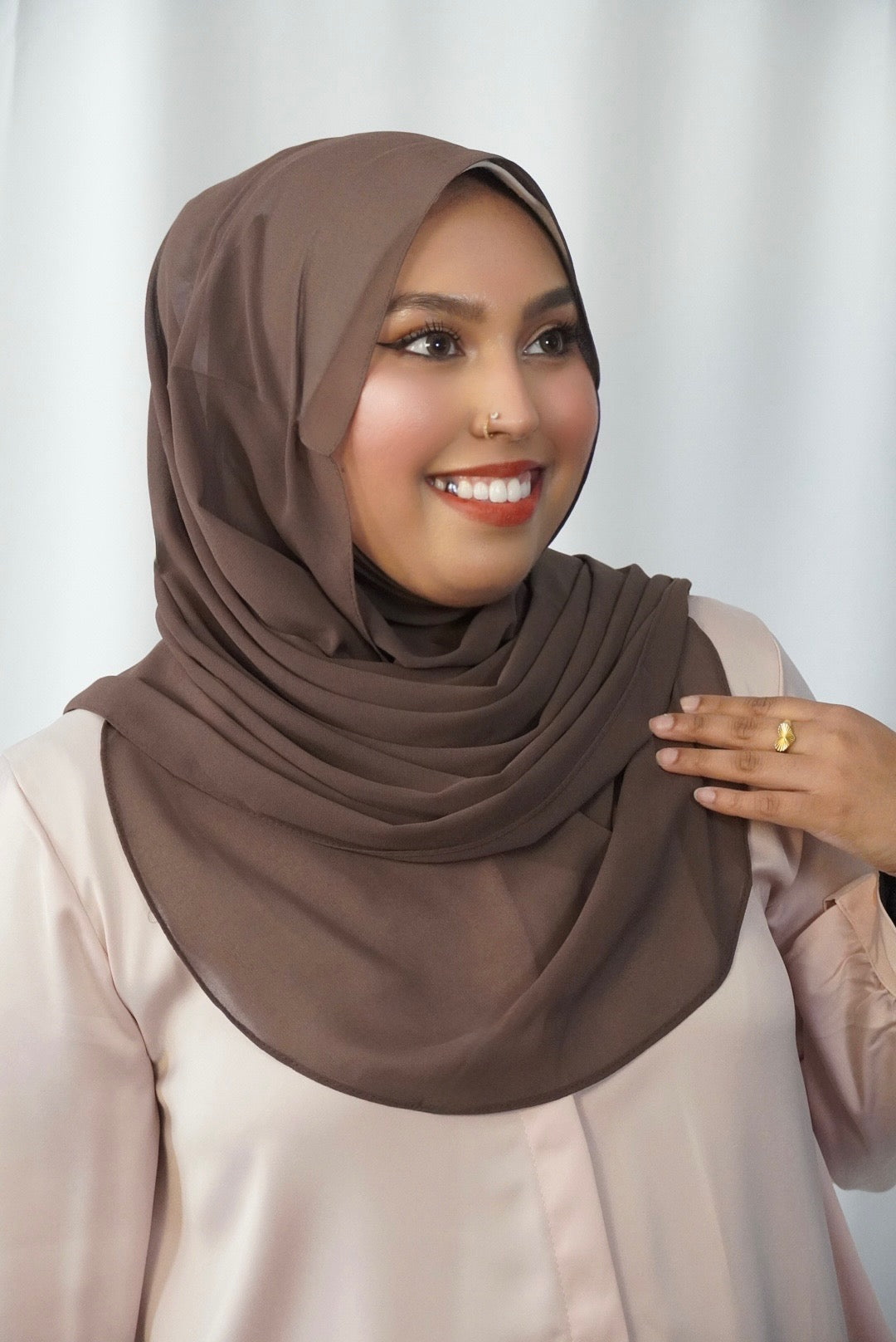 Rounded Chiffon Hijab Chocolate