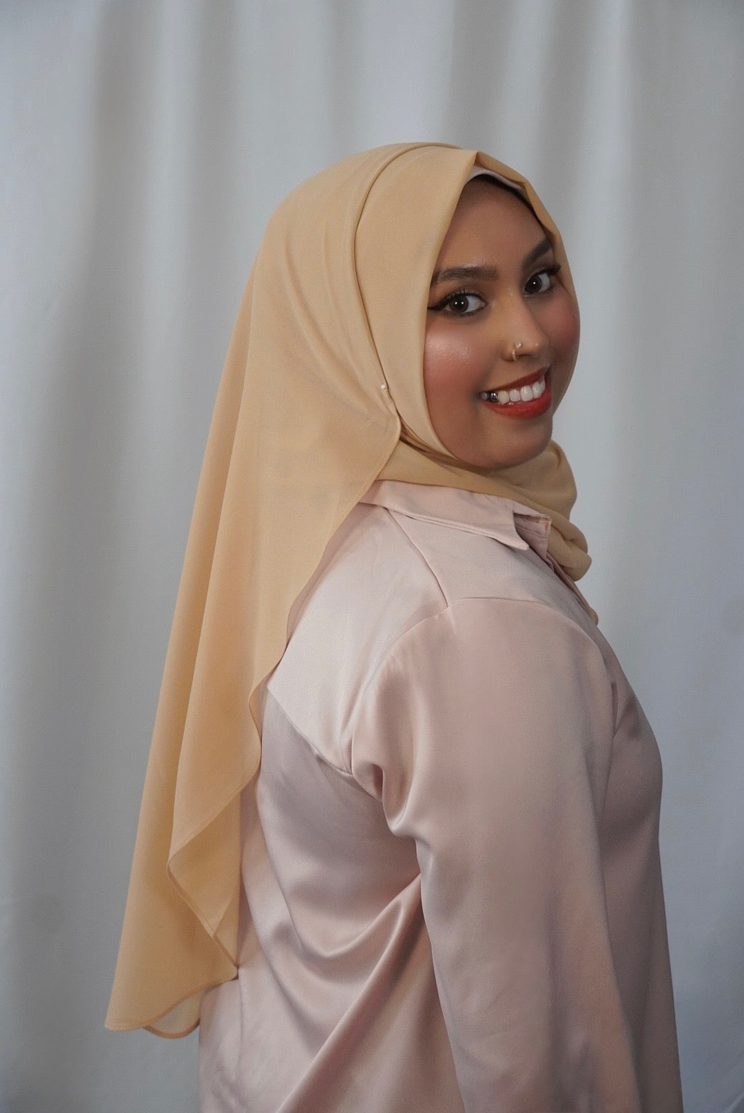 Rounded Chiffon Hijab Caramel
