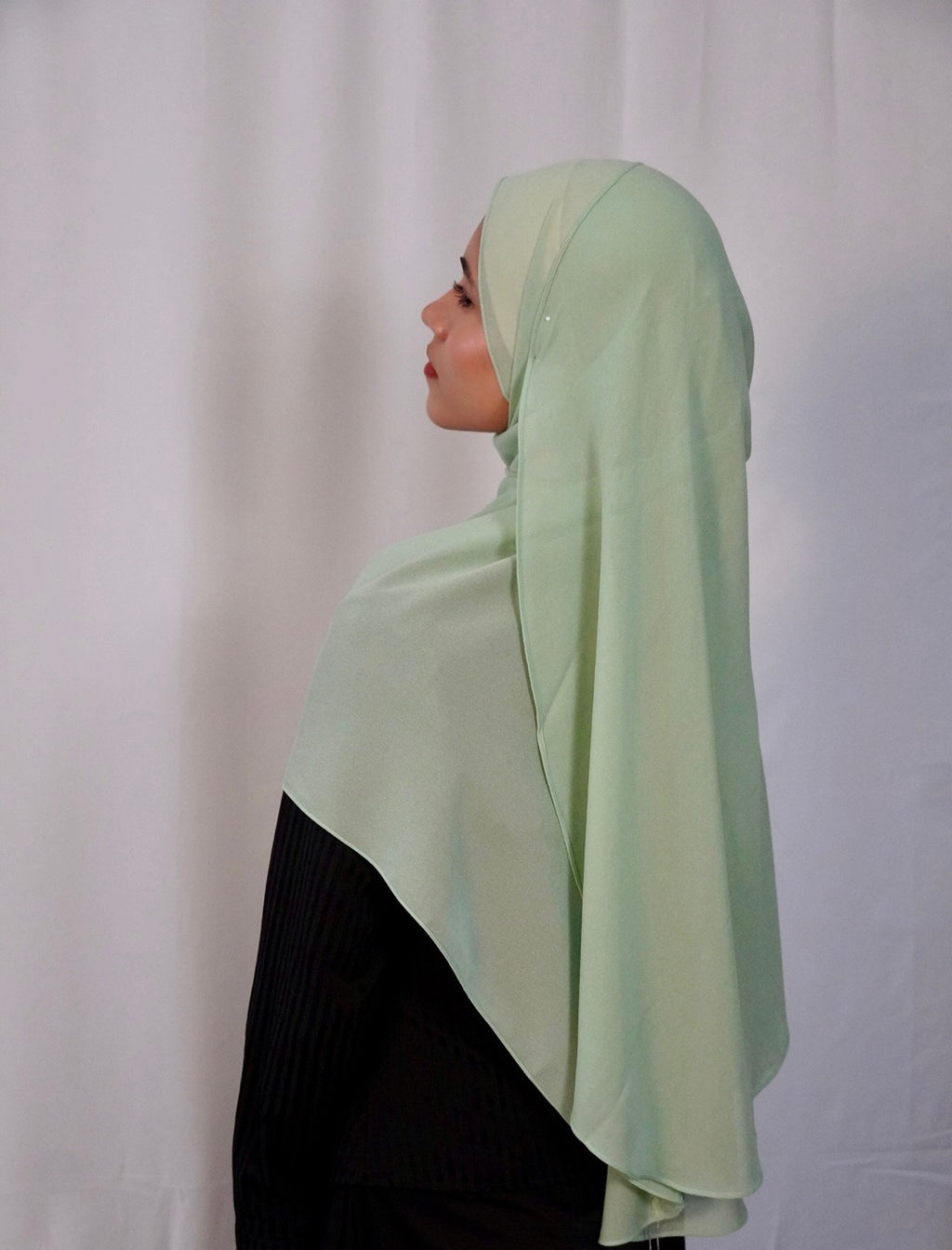 Rounded Chiffon Hijab Mint Green
